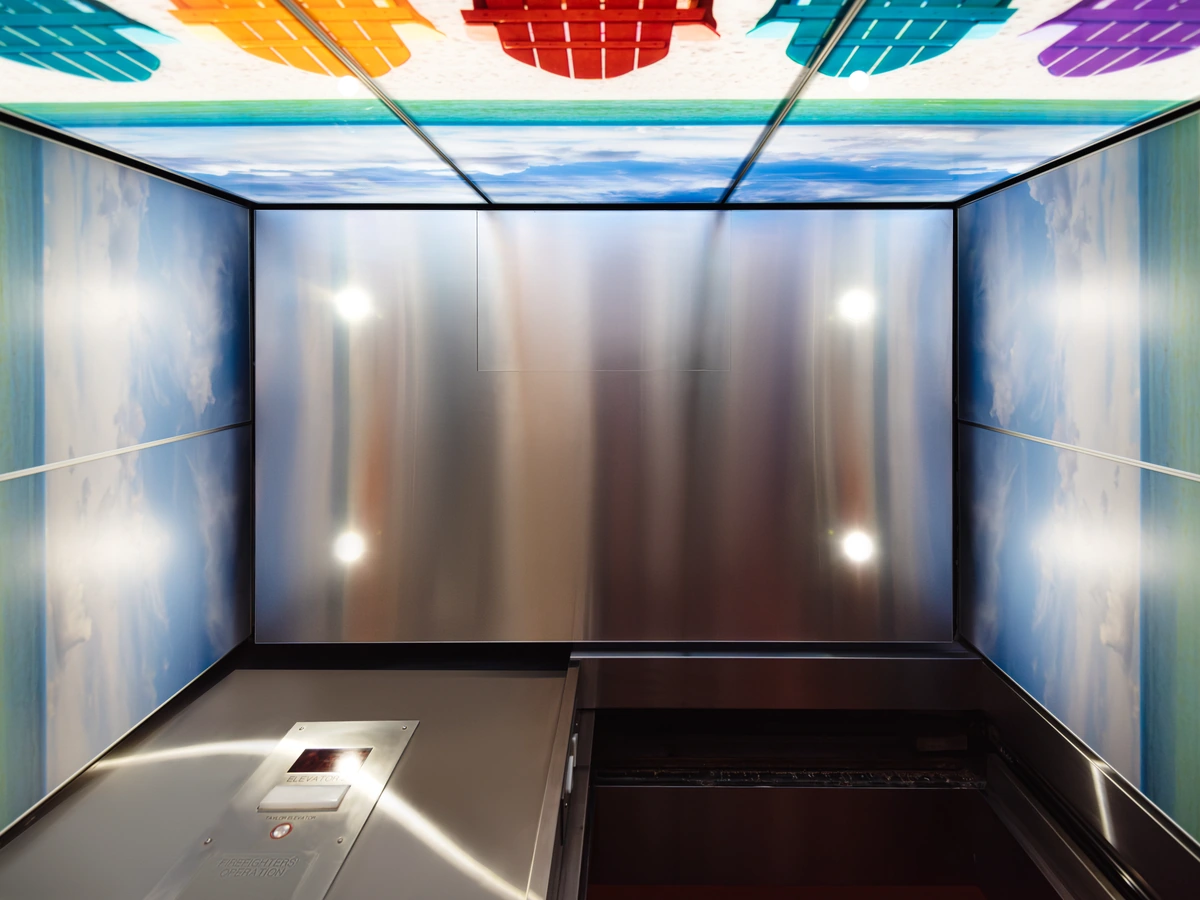 berlin-series-luxury-elevator-interior-backlit-glass-deck-chairs-image-5-1-d-m