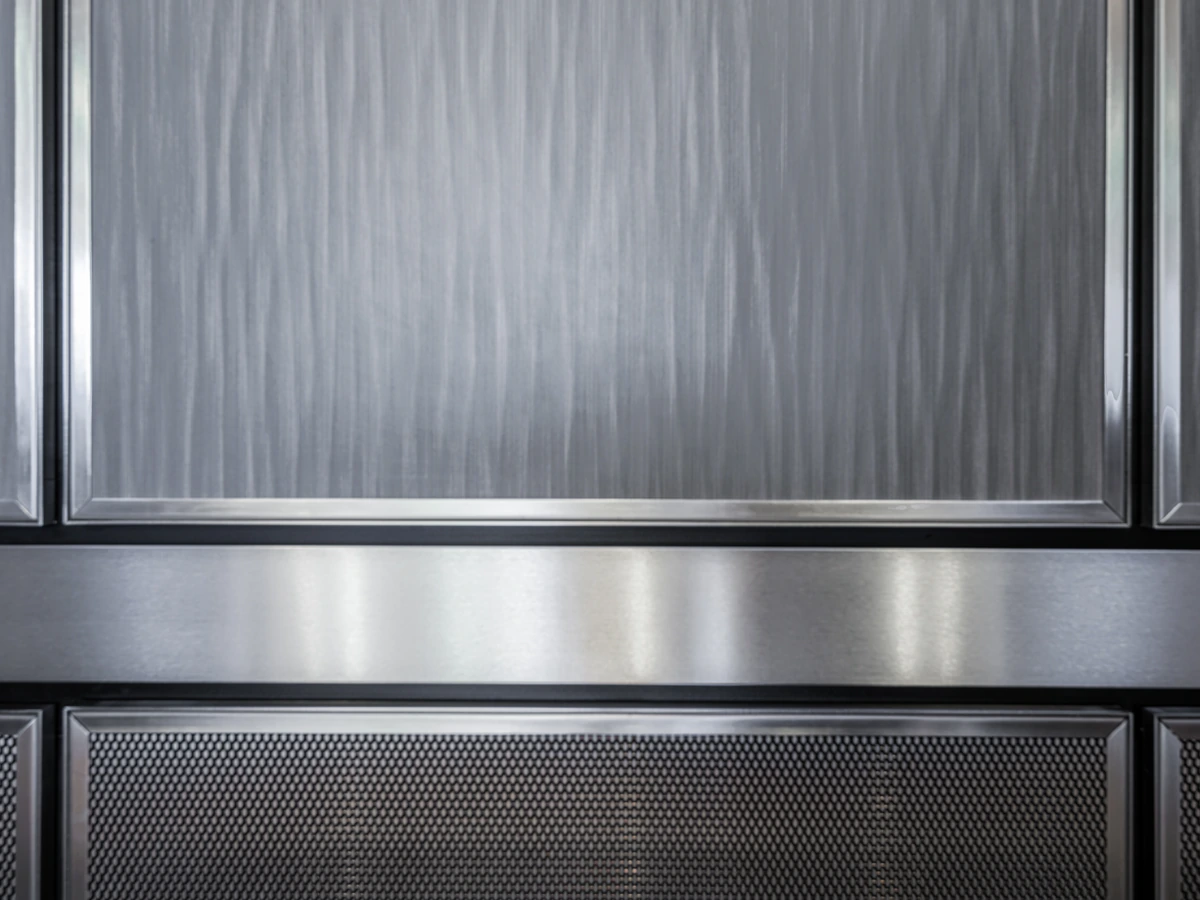 berlin-series-luxury-elevator-interior-metal-mesh-and-laminate-13-1-d-m