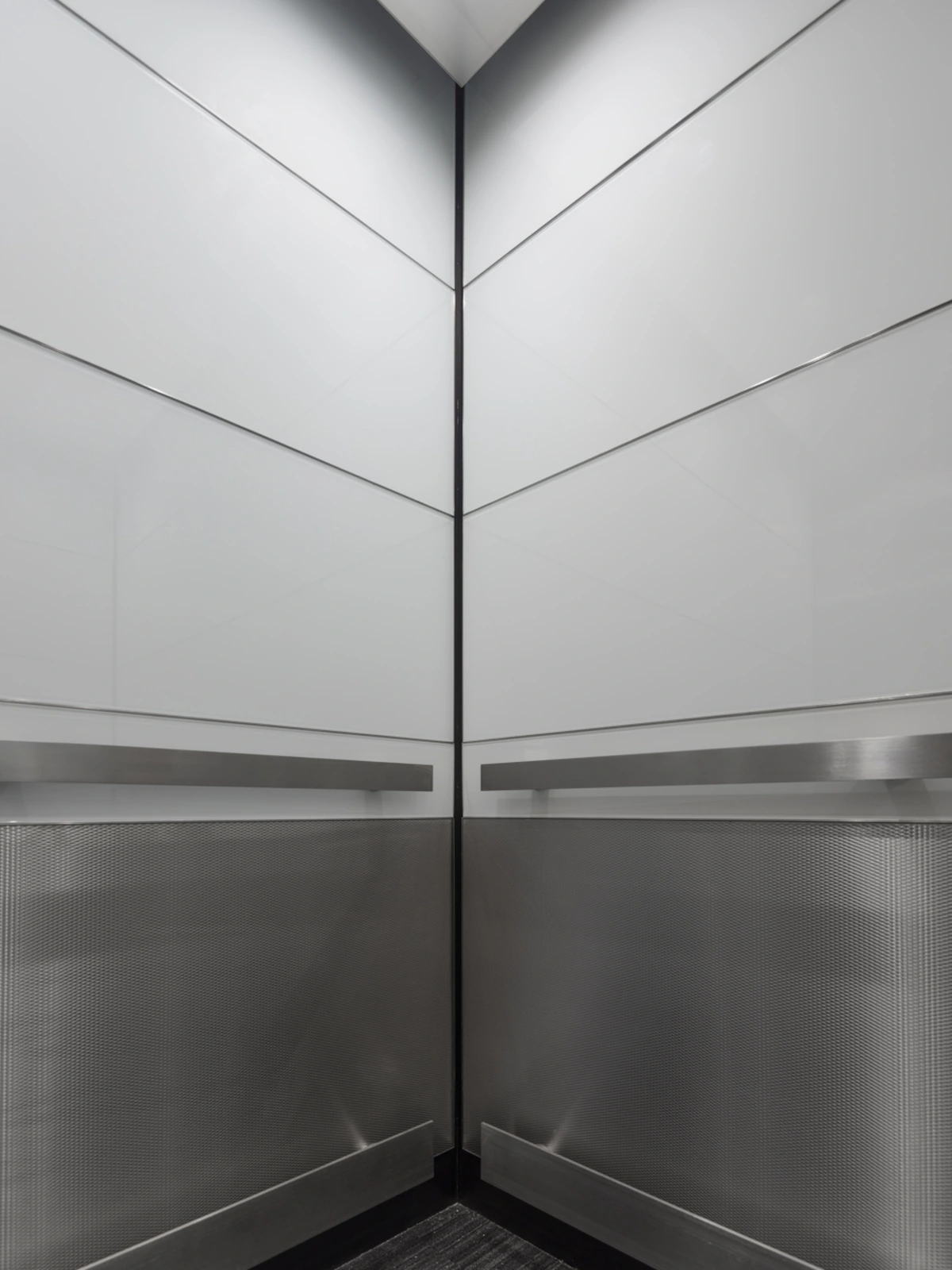 boston-series-elevator-interior-backpainted-white-glass-textured-stainless-6
