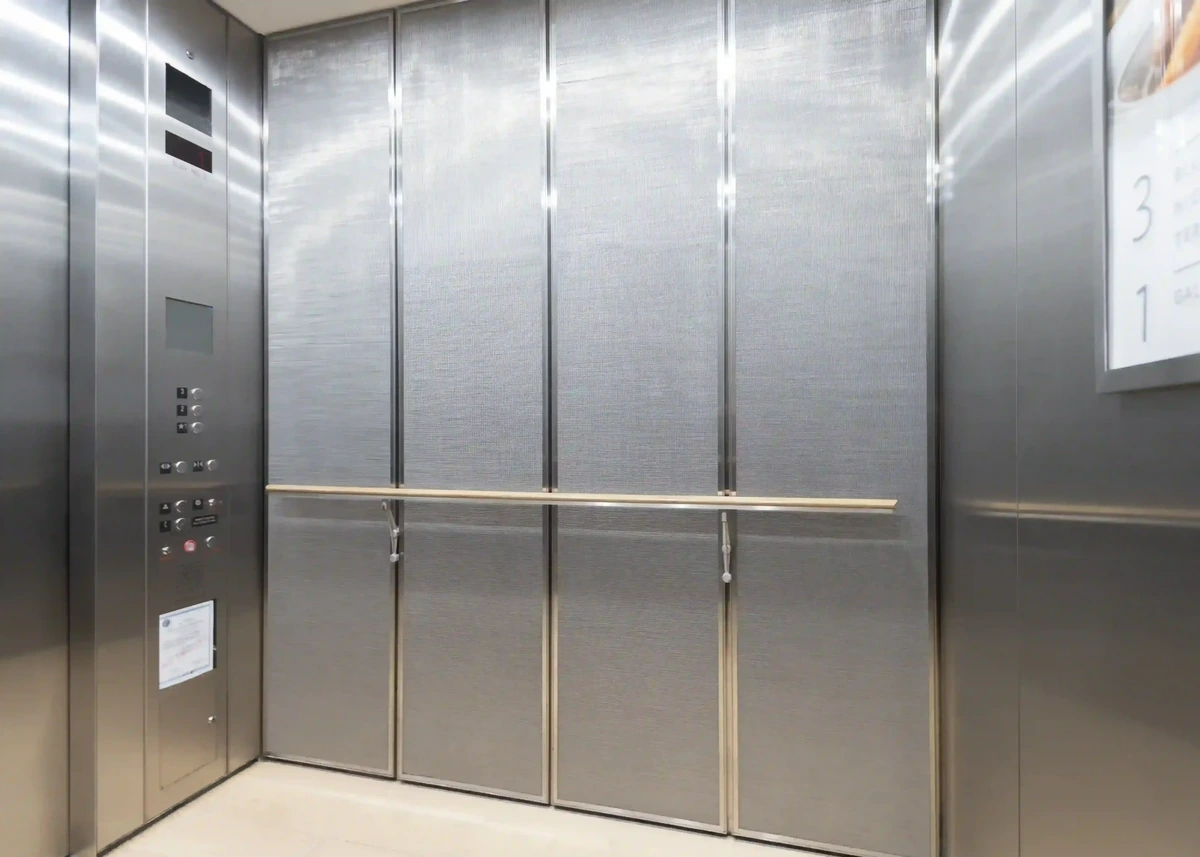 http://modern-elevator-interiors-atlanta-series-61-d-m